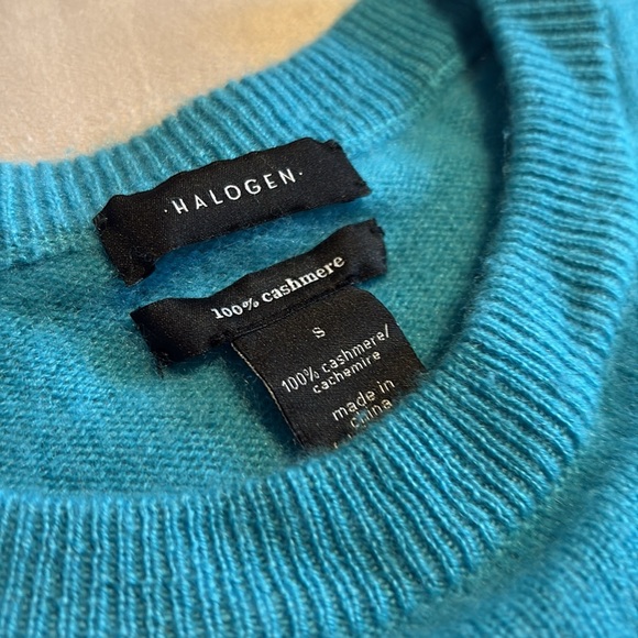 Halogen Cashmere Crewneck - Picture 3 of 6